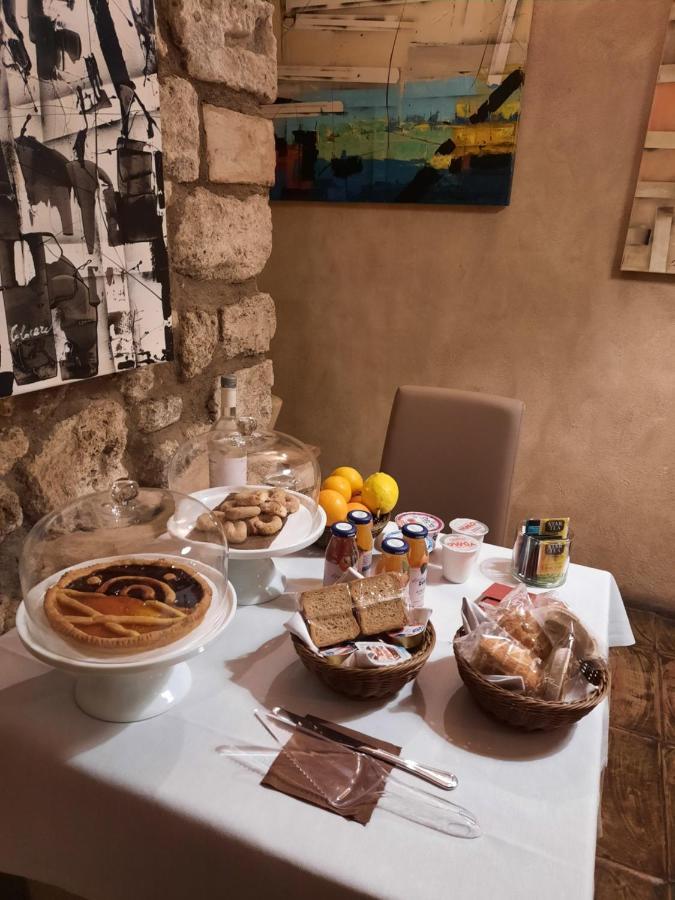 La Piazzetta 2*